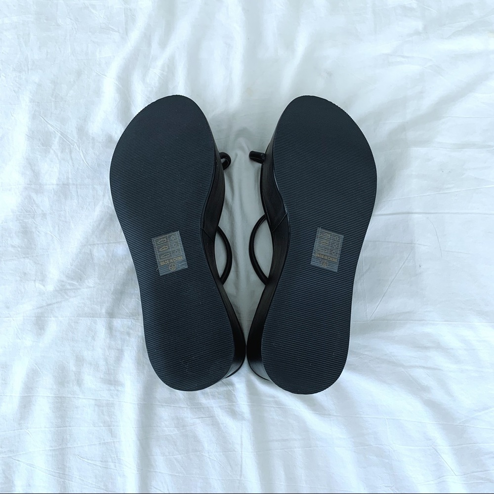 NASTY GAL PLATFORM SANDALS - Picture 3 of 3